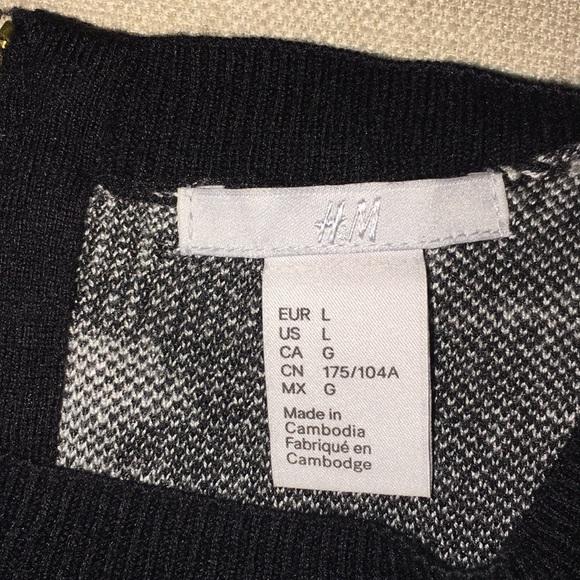 Black and white sweater - Picture 4 of 5